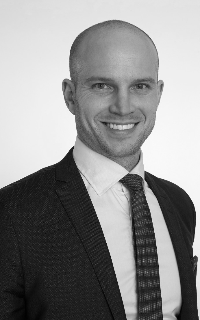 Adam Maker